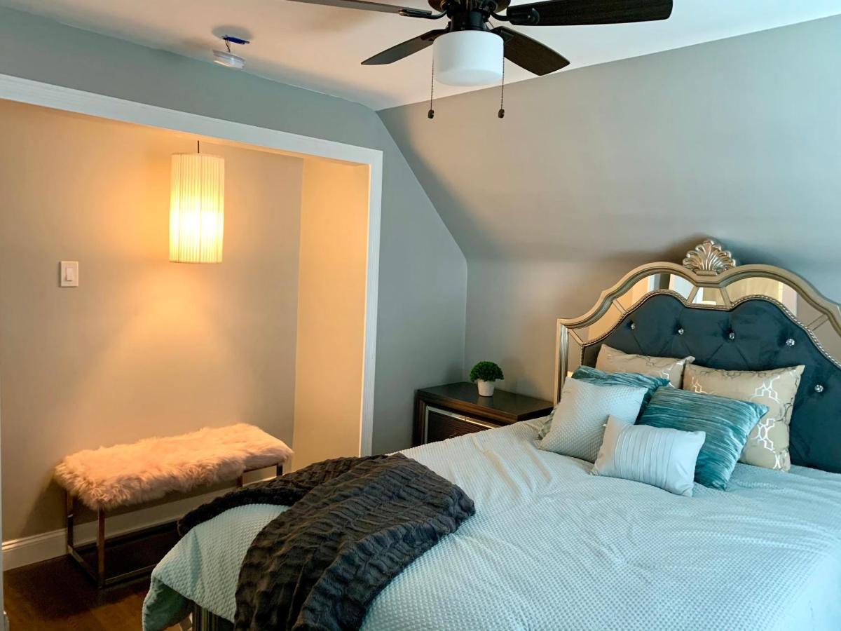 The Oakwood Cottage- With Private Yard & Parking, Minutes From Falls & Casino By Niagara Hospitality Niagara Şelalesi Dış mekan fotoğraf